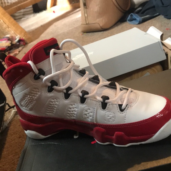 Air Jordan 9,  in women’s 5 7 8 Men- 10 11 1/2, 12 - Picture 4 of 4